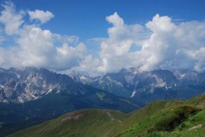 Karnischer Höhenweg - Blick zu den Drei Zinnen